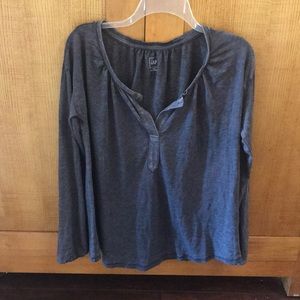 Gap long sleeve split neck t-shirt